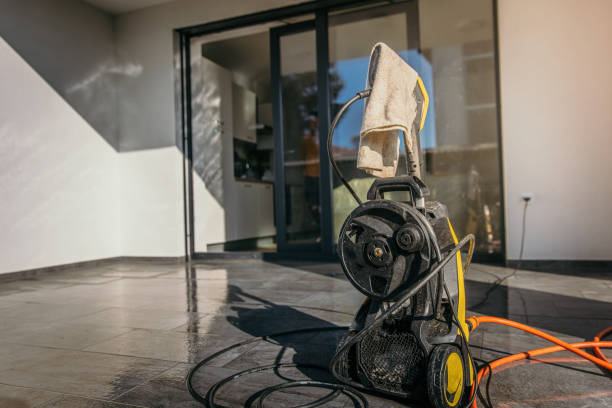 Best Sidewalk and Walkway Cleaning  in Squirrel Mountain Valley, CA